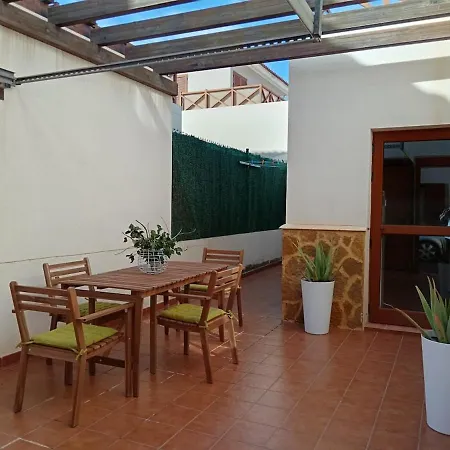 Nyaraló Bonita En Con Piscina Y Wifi