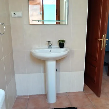 Bonita En Con Piscina Y Wifi 別荘 *