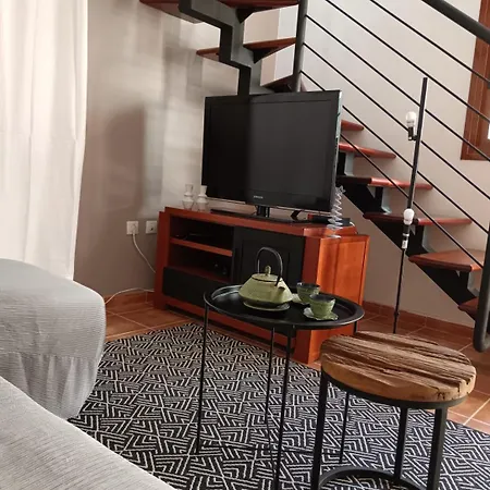 Bonita En Con Piscina Y Wifi * コラレホ