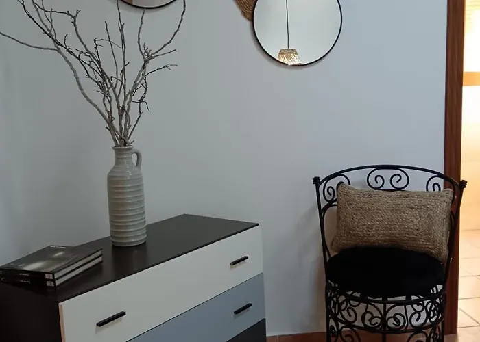 Bonita En Con Piscina Y Wifi 度假居