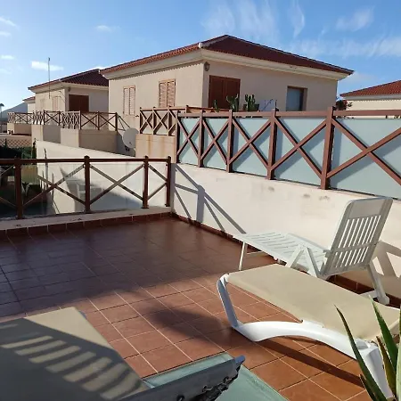 Bonita En Con Piscina Y Wifi Corralejo